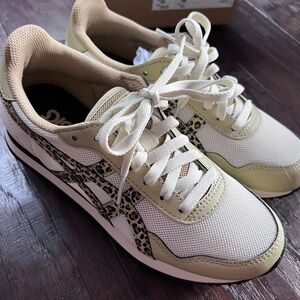 ASICS Tiger Runner Leopard Print